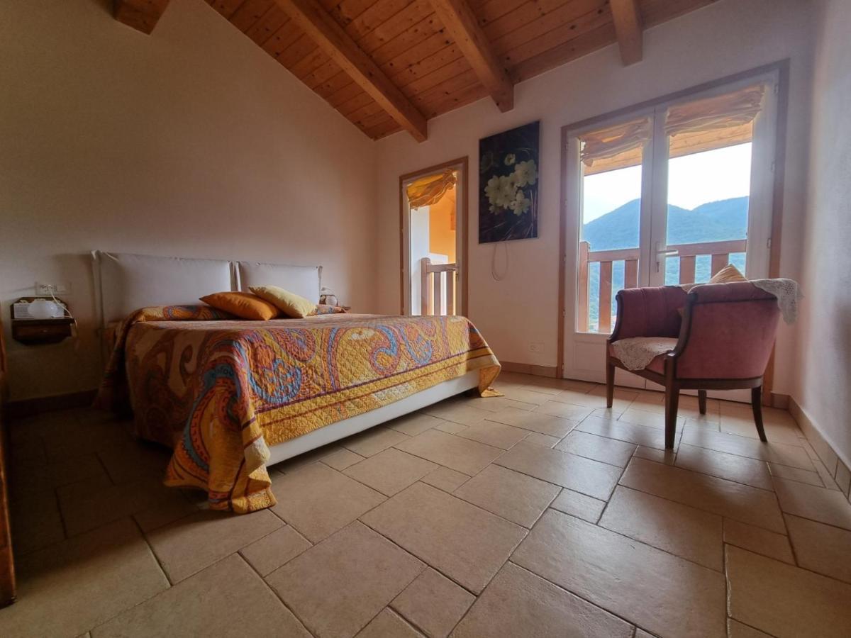 La Nave B&B Monteggio Екстериор снимка