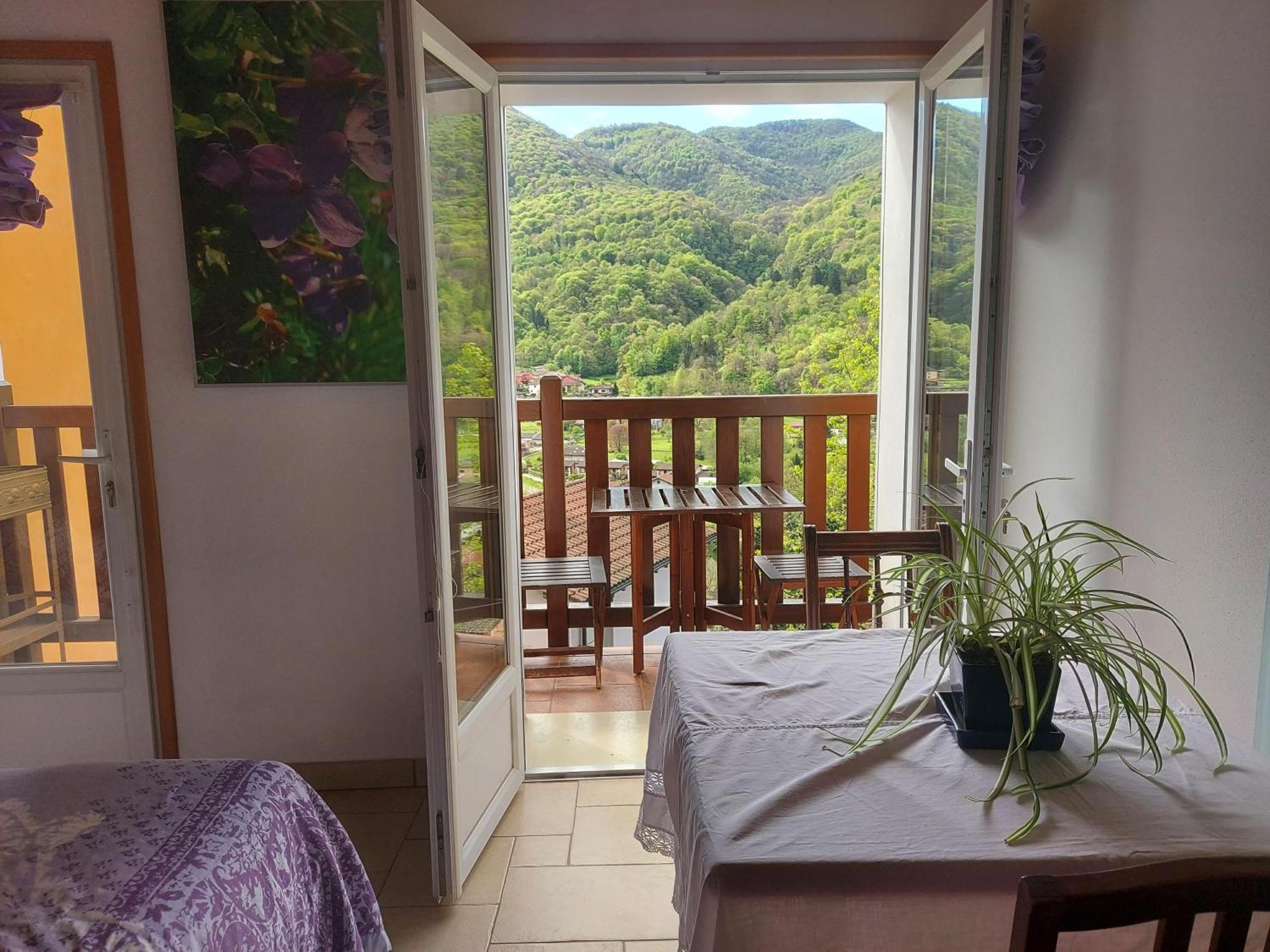 La Nave B&B Monteggio Екстериор снимка